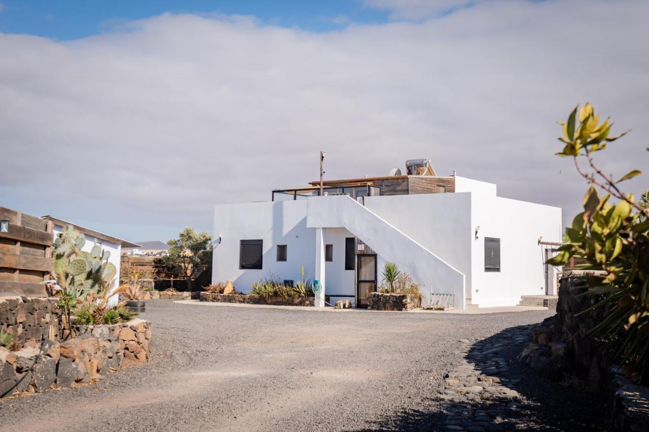 Creative Harbour Fuerteventura Hostel Lajares Ngoại thất bức ảnh