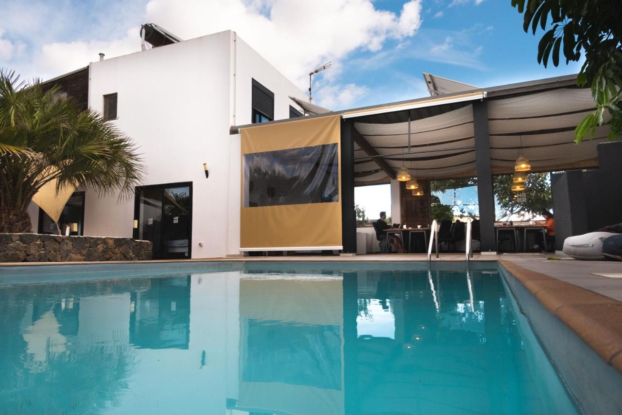 Creative Harbour Fuerteventura Hostel Lajares Ngoại thất bức ảnh