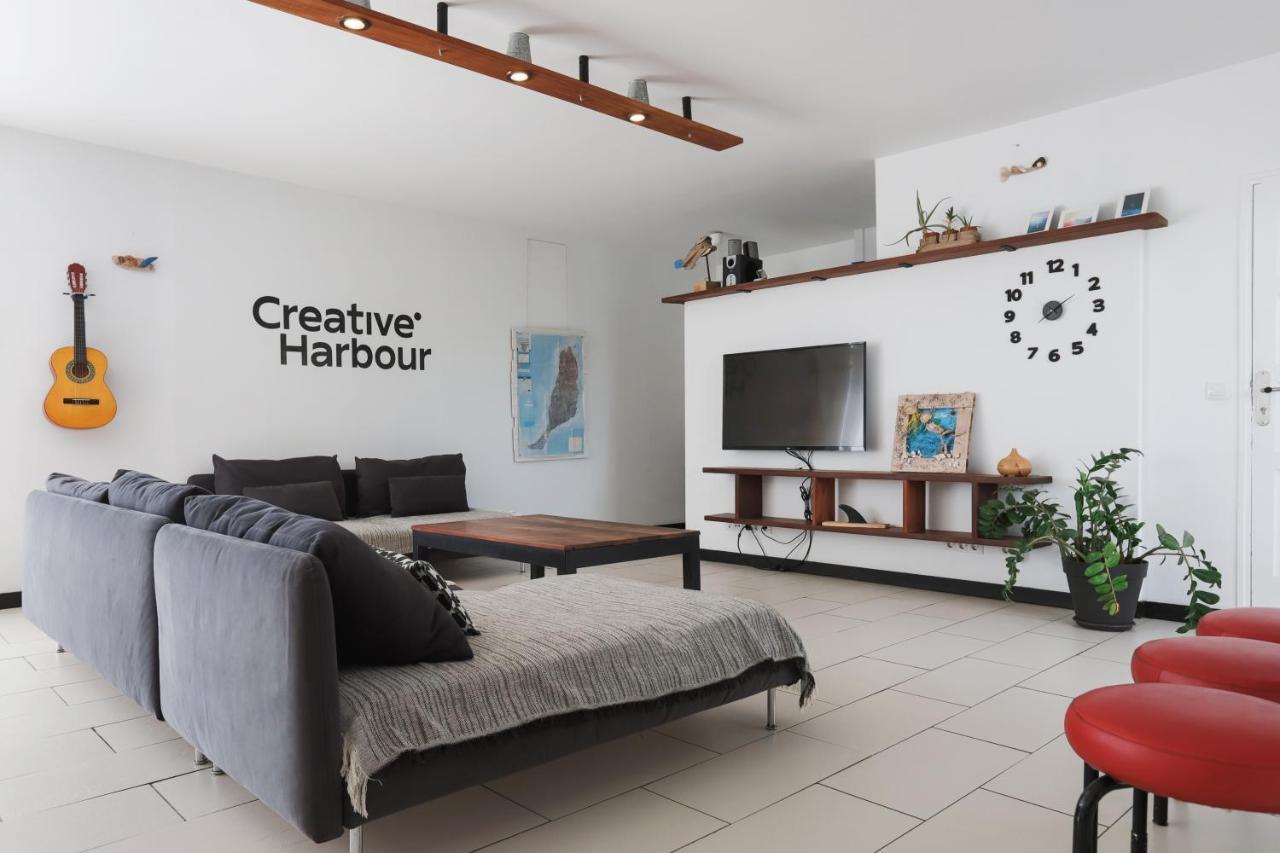 Creative Harbour Fuerteventura Hostel Lajares Ngoại thất bức ảnh